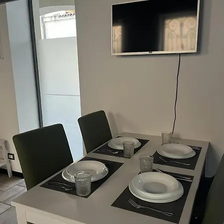 Loft Matteotti - In Centro * 부스토아르시치오